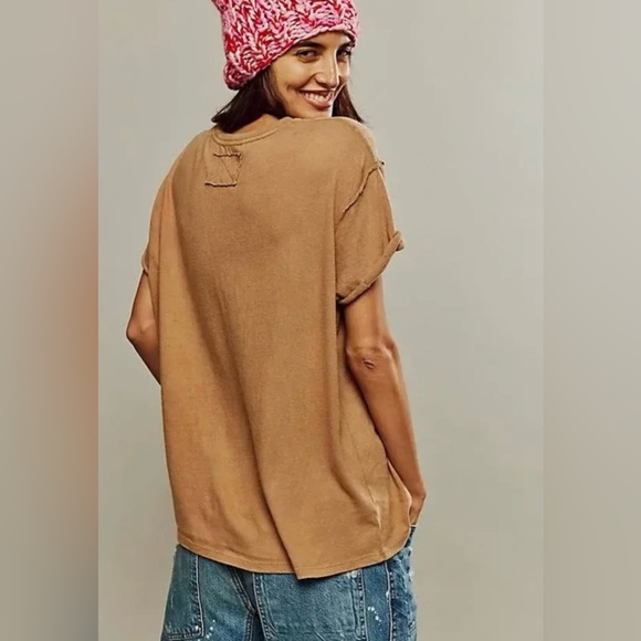 Free People Horsin' Around Tee In The Brown Horseshoe Combo - Picture 2 of 14